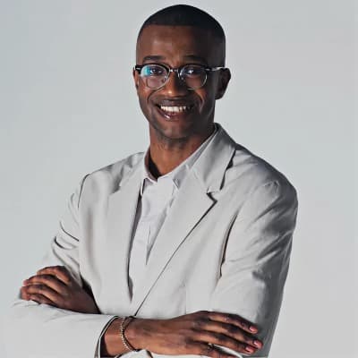 Oumar Langer — Geschäftsführung